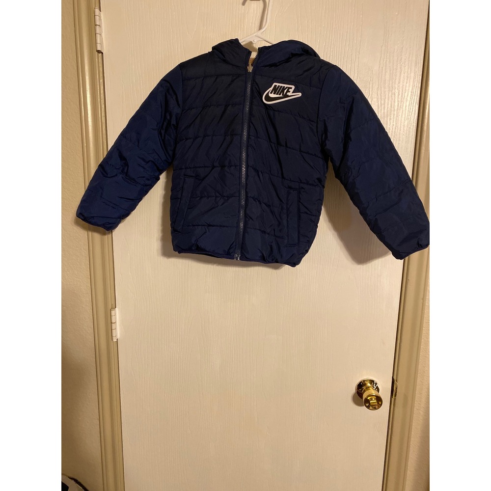 Nike Kids Reversible Hooded Jacket Navy Puffer Tan Sherpa Fleece Size 6
0434